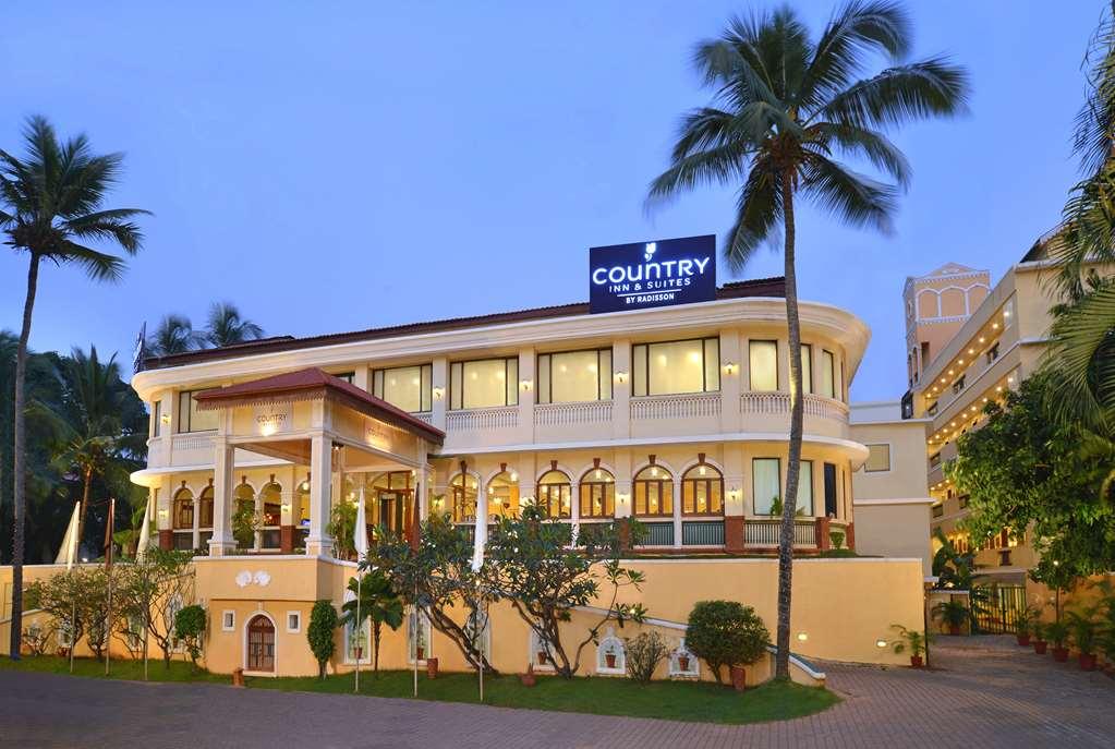 Country Inn & Suites By Radisson, Goa Кандолим Экстерьер фото