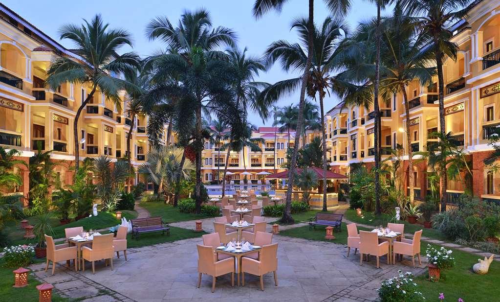 Country Inn & Suites By Radisson, Goa Кандолим Экстерьер фото