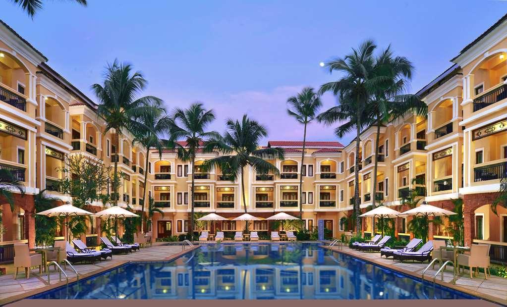 Country Inn & Suites By Radisson, Goa Кандолим Экстерьер фото